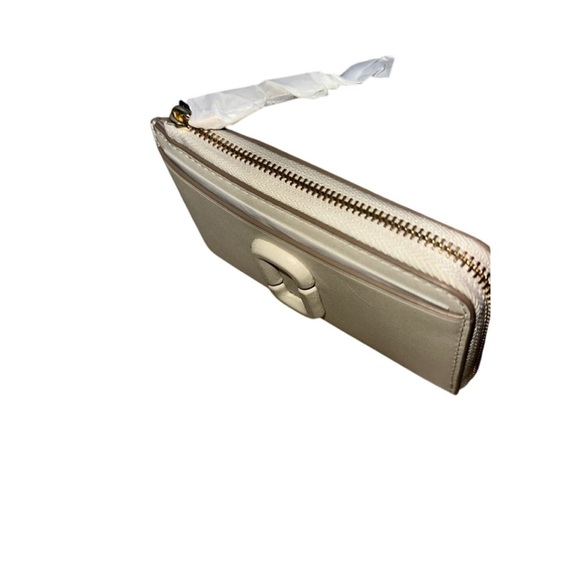 Marc Jacobs Snapshot Cream Zip Card Holder Wallet - Picture 3 of 5